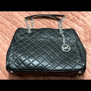 Like New MK Quilted Shoulder Bag